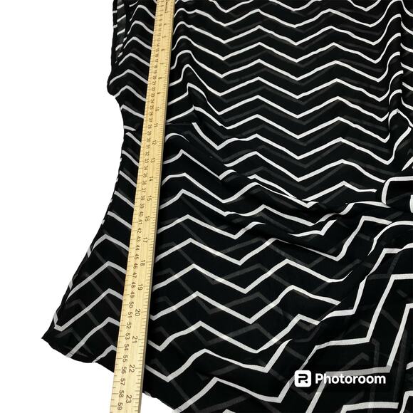 Chaps Womens SZ S Chevron Black & White Top Sheer Asymmetrical Hem Bow At Waist - Picture 7 of 14